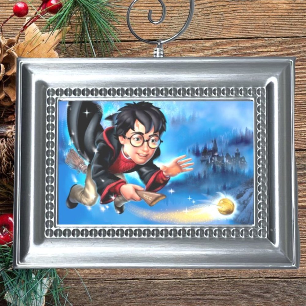 Harry Potter Qudditch Catch The Golden Snitch Christmas Tree Ornament‎